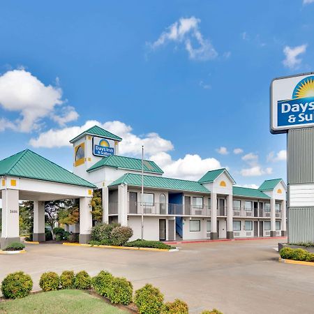 Days Inn & Suites By Wyndham Bentonville Esterno foto